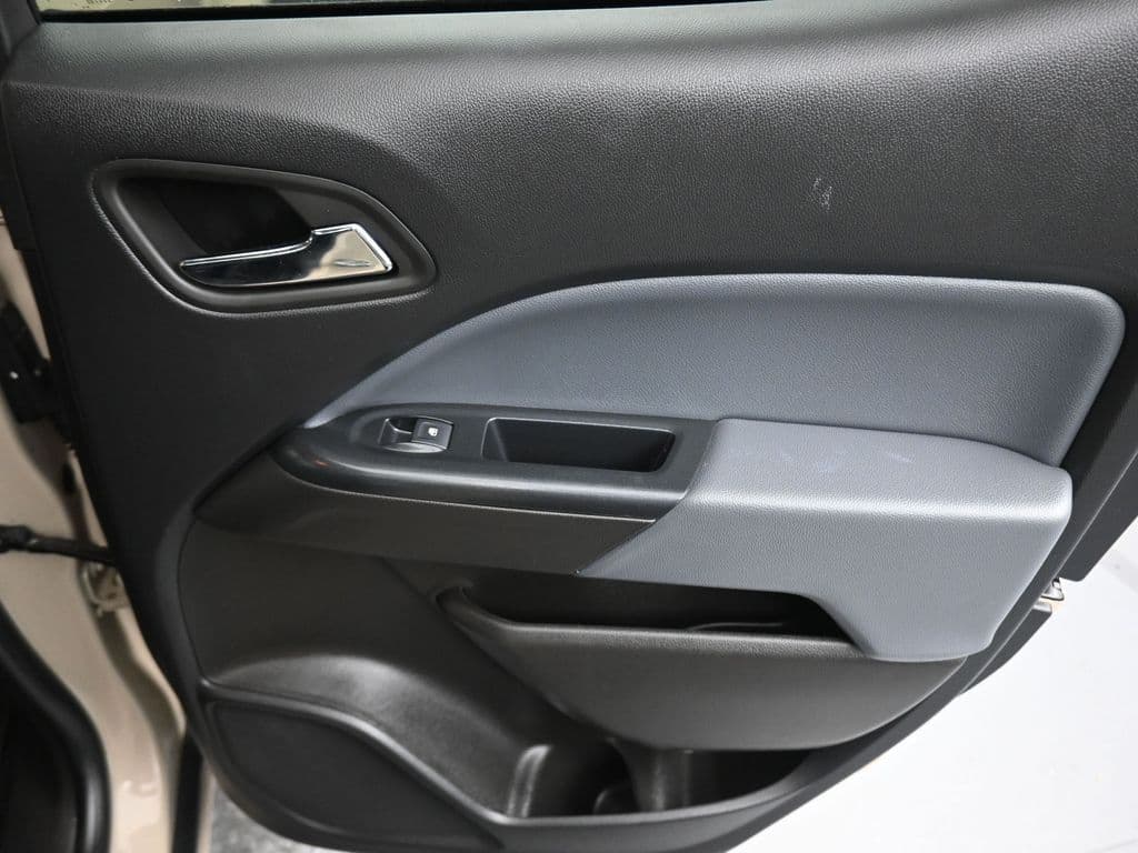 2022 Chevrolet Colorado Z71, photo 35 of 59