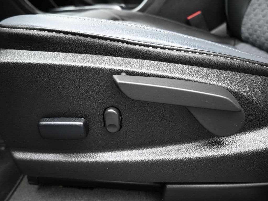 2022 Chevrolet Colorado Z71, photo 12 of 62