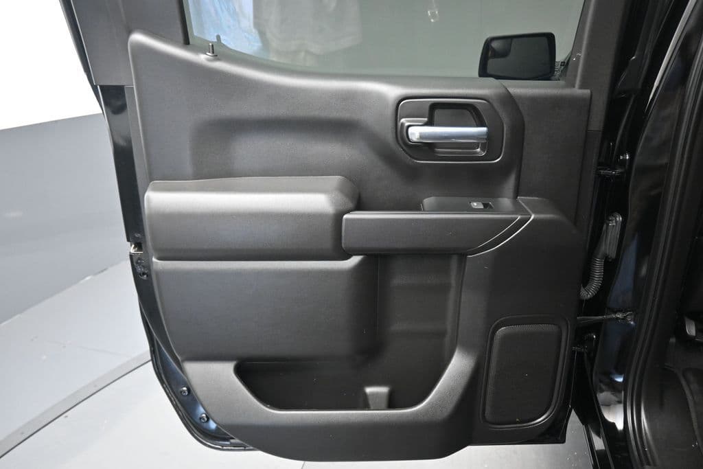 2023 Chevrolet Silverado 1500 Custom, photo 29 of 59
