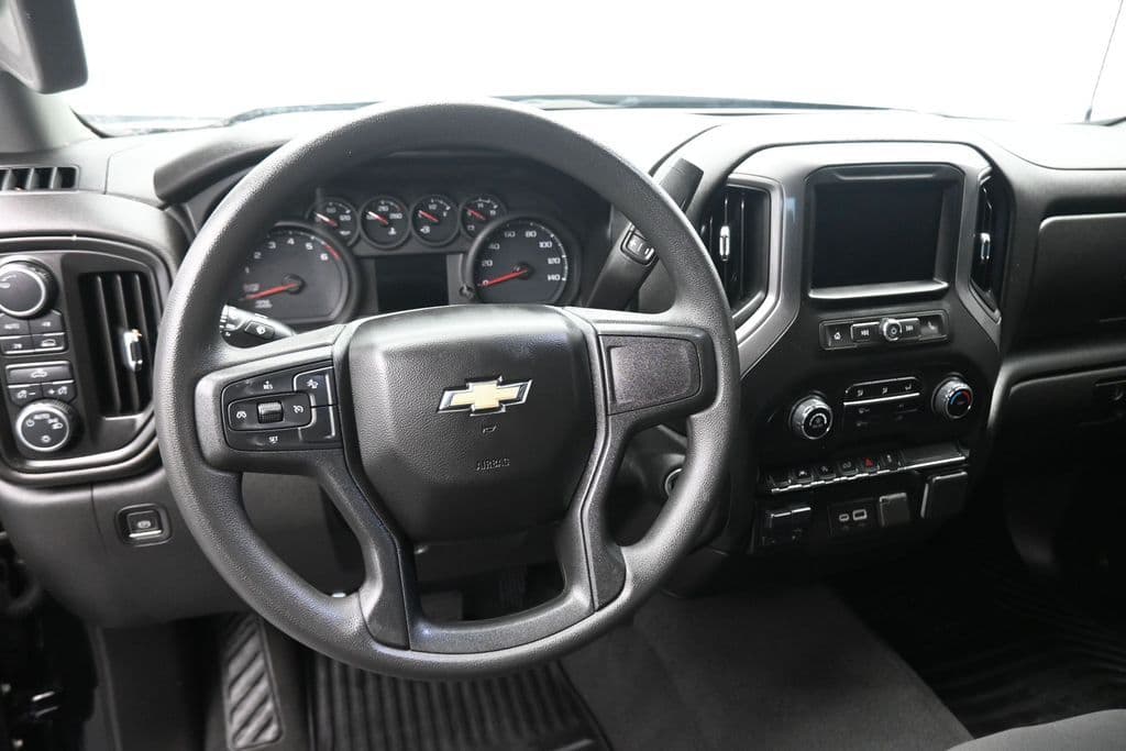 2023 Chevrolet Silverado 1500 Custom, photo 15 of 59