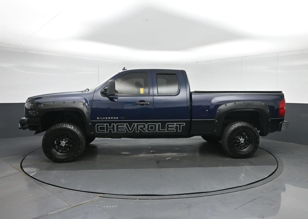 2011 Chevrolet Silverado 1500 LS, photo 4 of 66