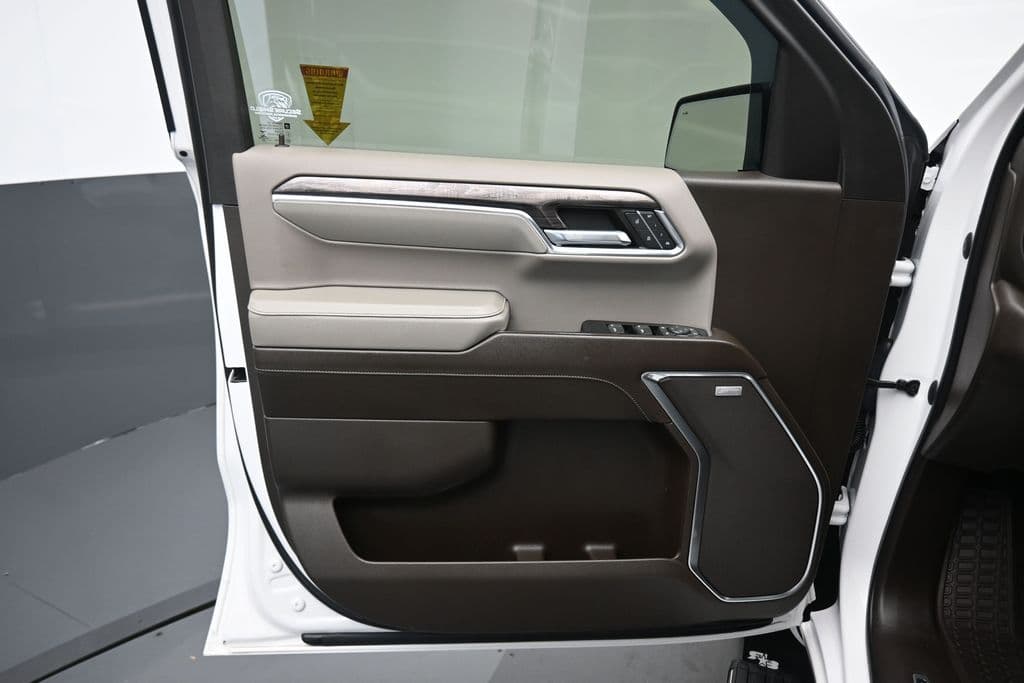 2023 Chevrolet Silverado 1500 LTZ, photo 9 of 69
