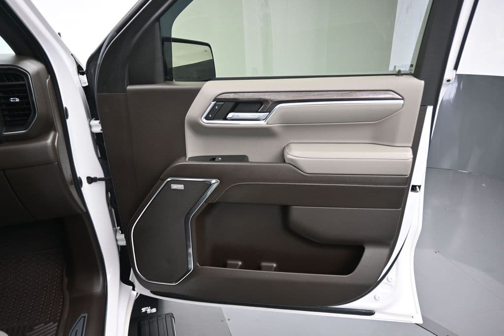 2023 Chevrolet Silverado 1500 LTZ, photo 48 of 69