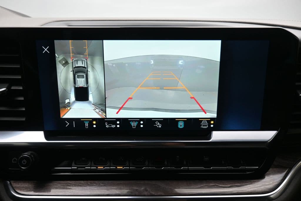 2023 Chevrolet Silverado 1500 LTZ, photo 19 of 69
