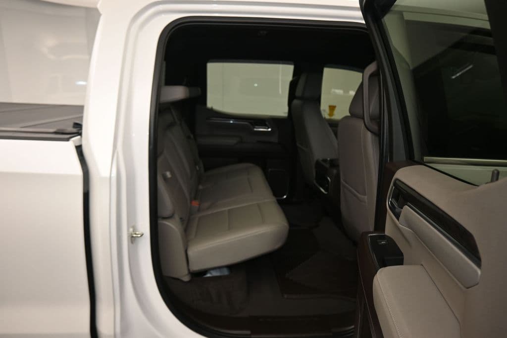 2023 Chevrolet Silverado 1500 LTZ, photo 44 of 69