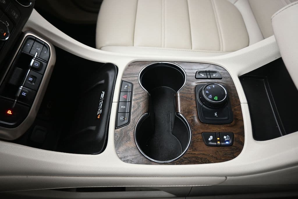 2021 GMC Acadia Denali, photo 32 of 80