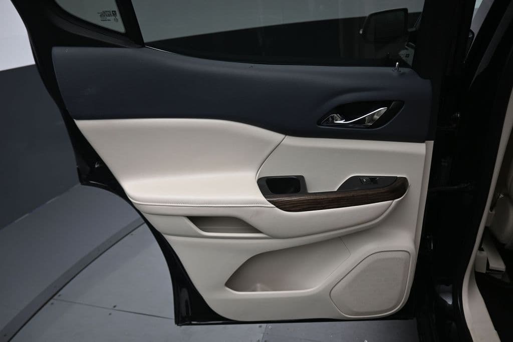2021 GMC Acadia Denali, photo 38 of 80