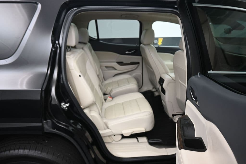 2021 GMC Acadia Denali, photo 53 of 80
