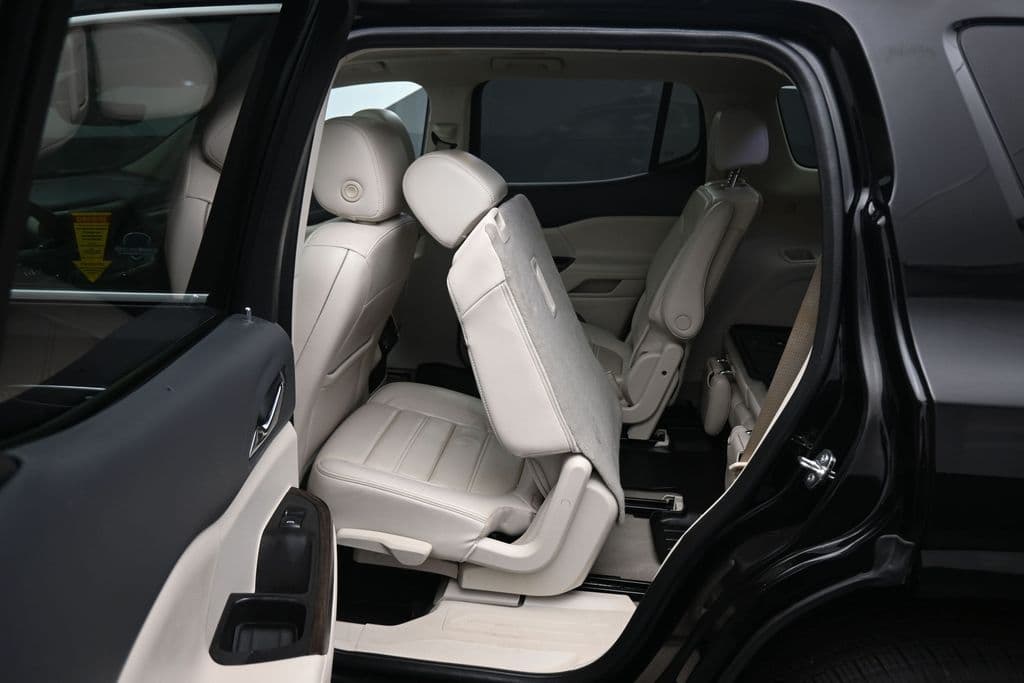 2021 GMC Acadia Denali, photo 44 of 80