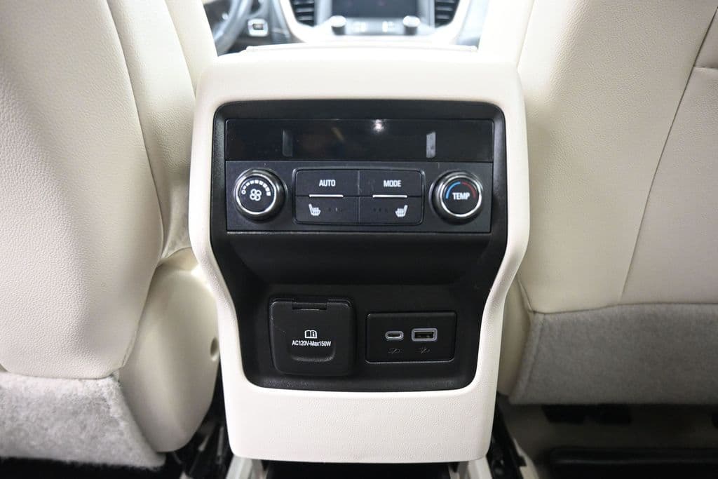 2021 GMC Acadia Denali, photo 42 of 80