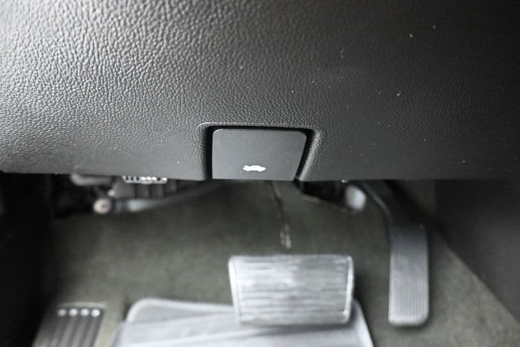 2018 GMC Yukon SLT, photo 28 of 73