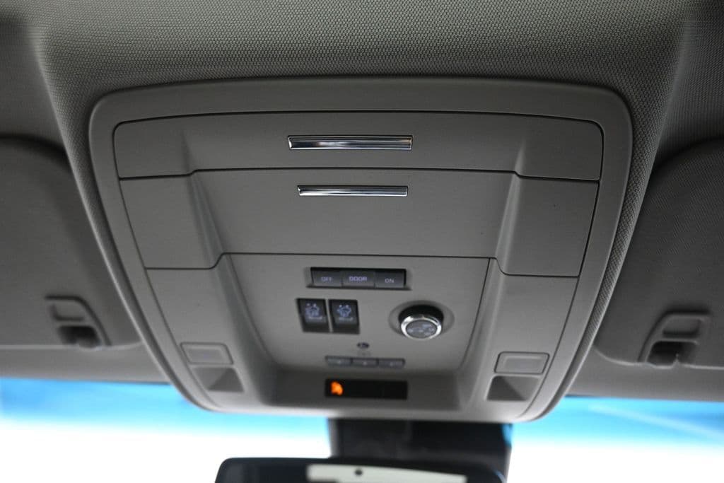 2018 GMC Yukon SLT, photo 25 of 73
