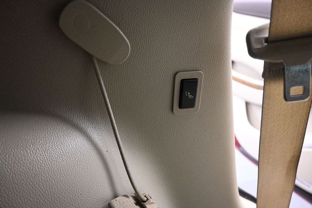 2018 GMC Yukon Denali, photo 40 of 73