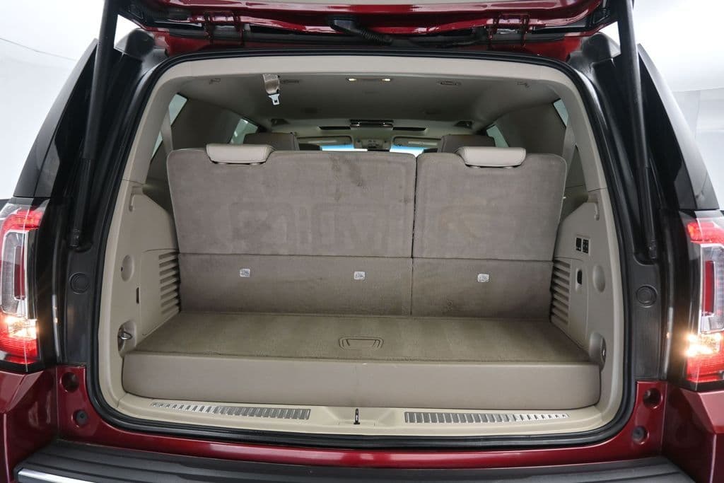 2018 GMC Yukon Denali, photo 57 of 73