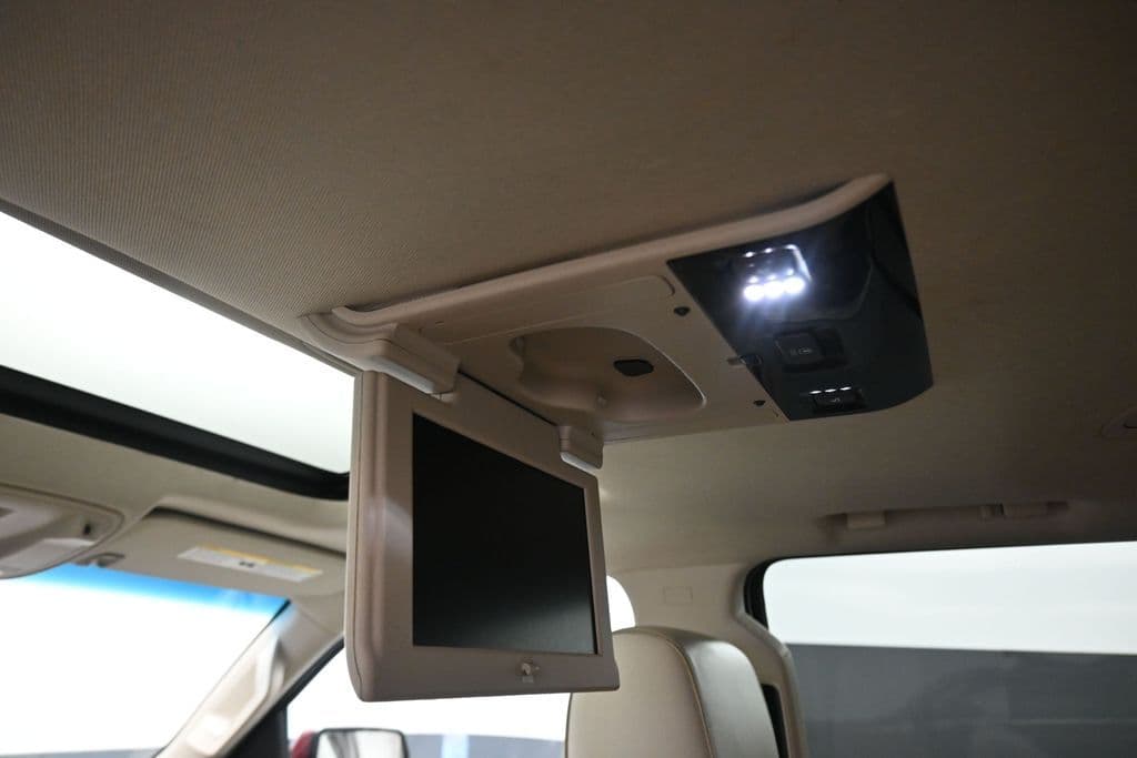 2018 GMC Yukon Denali, photo 37 of 73