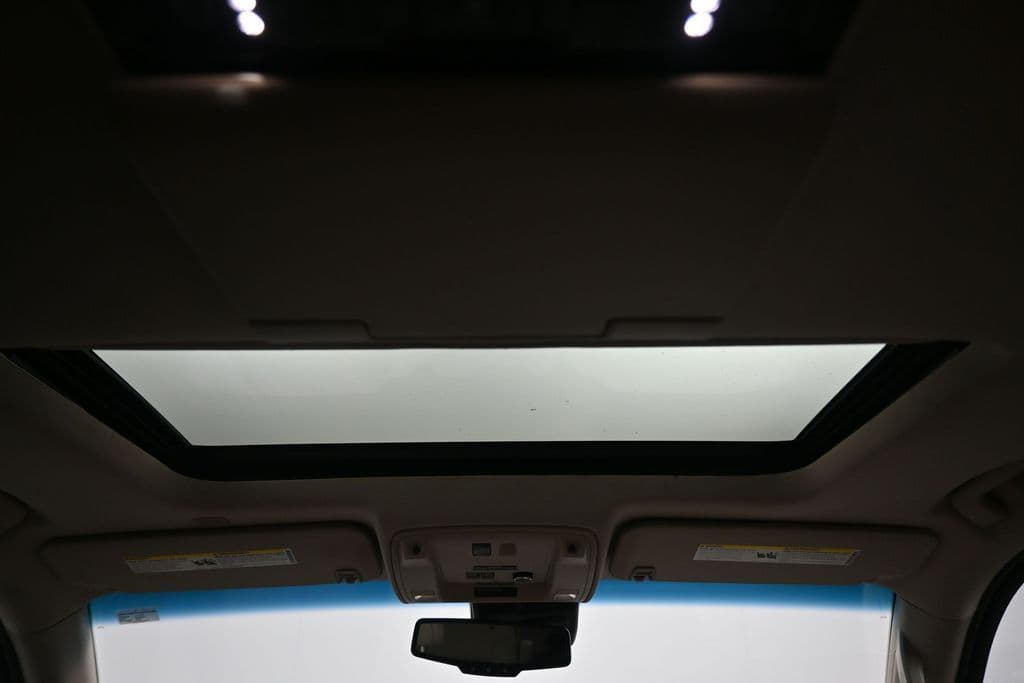 2018 GMC Yukon Denali, photo 50 of 73