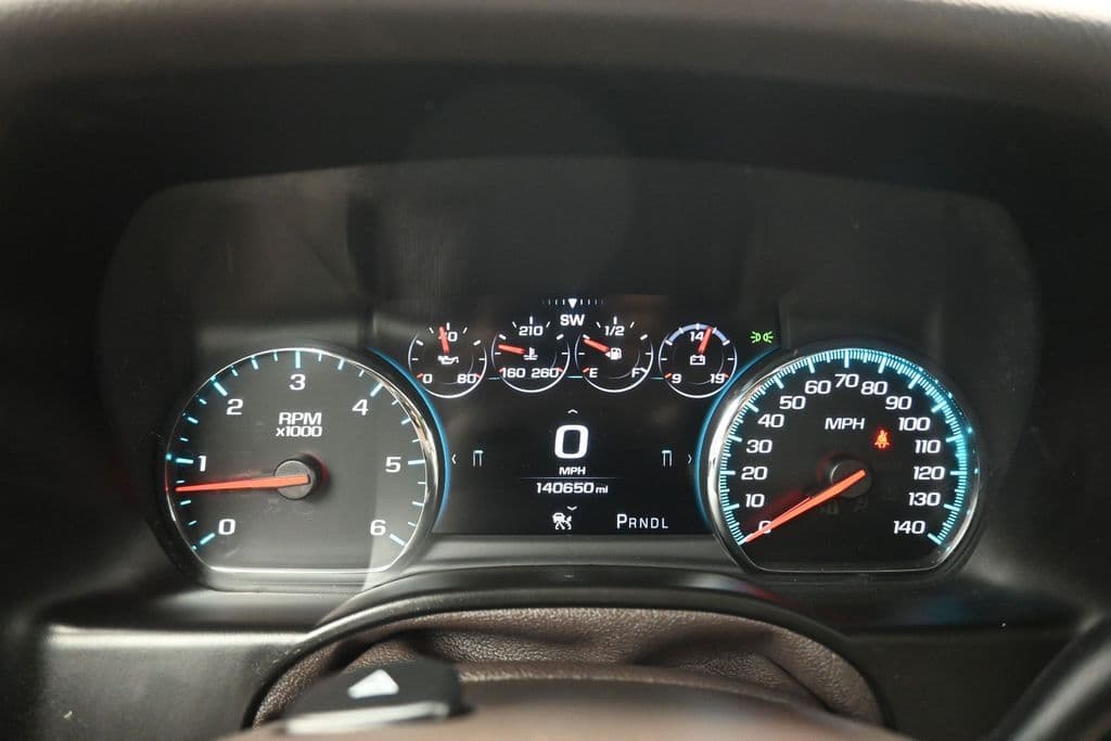2018 GMC Yukon Denali, photo 16 of 73