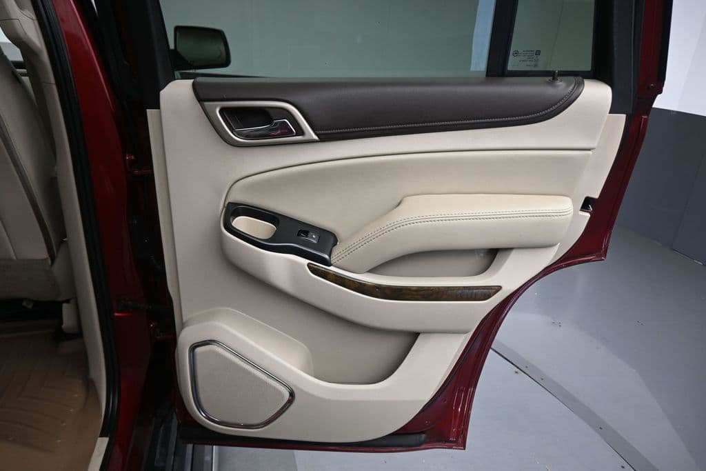2018 GMC Yukon Denali, photo 44 of 73