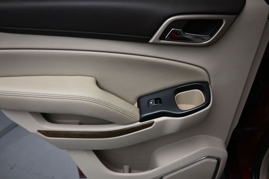 2018 GMC Yukon Denali, photo 33 of 73