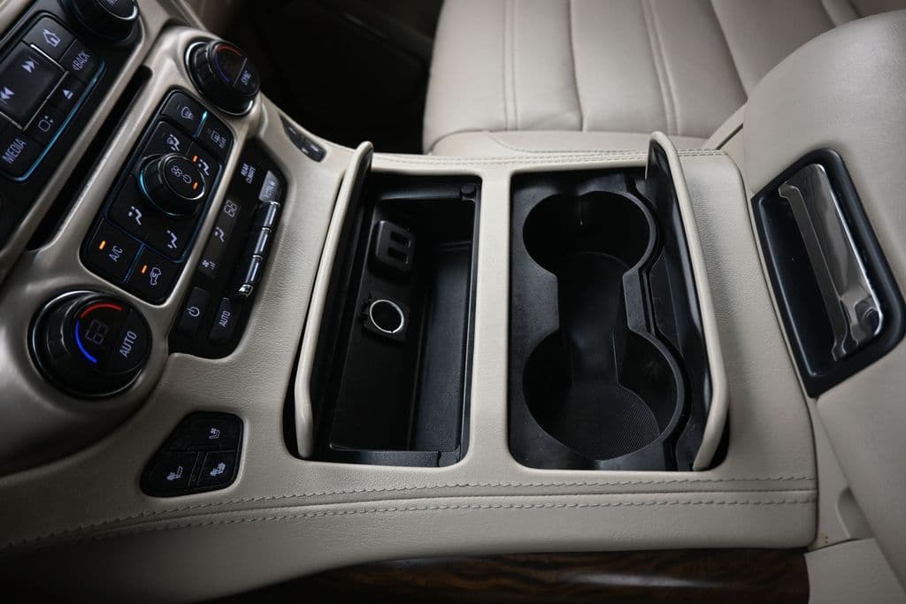 2018 GMC Yukon Denali, photo 23 of 73