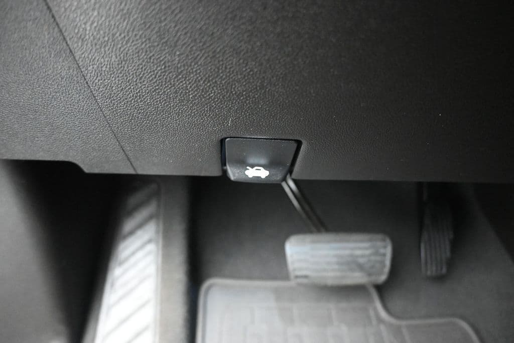 2022 GMC Yukon XL SLT, photo 32 of 81