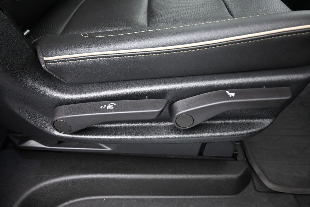 2022 GMC Yukon XL SLT, photo 54 of 81