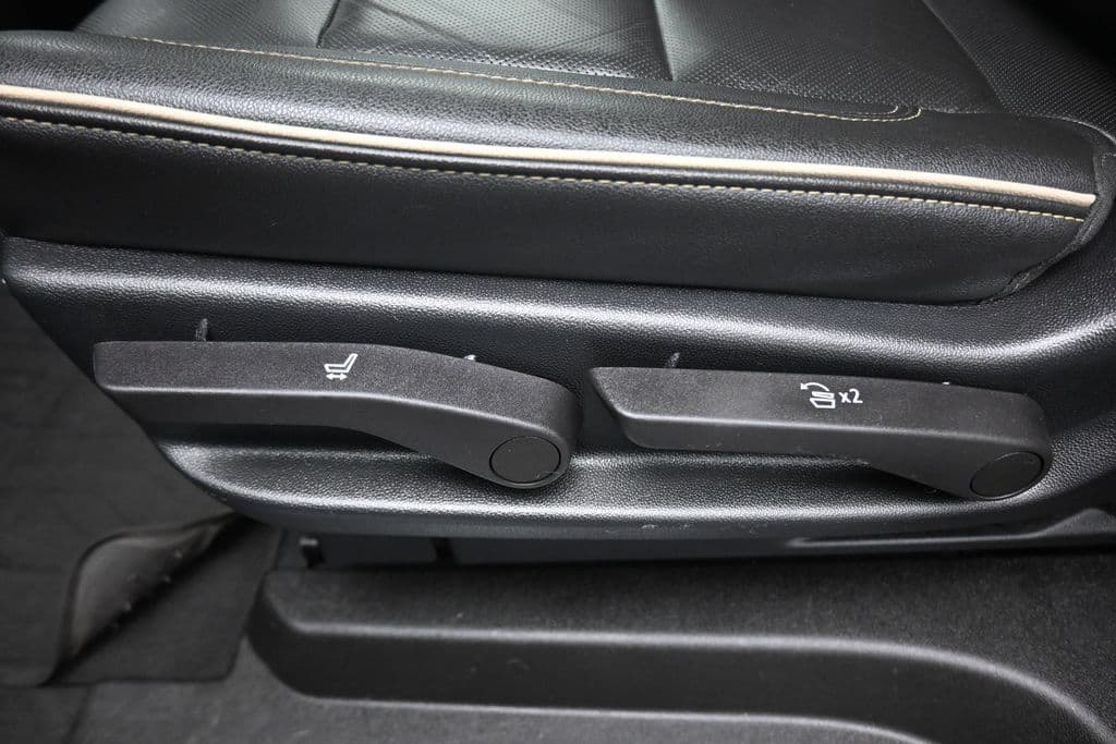 2022 GMC Yukon XL SLT, photo 39 of 81