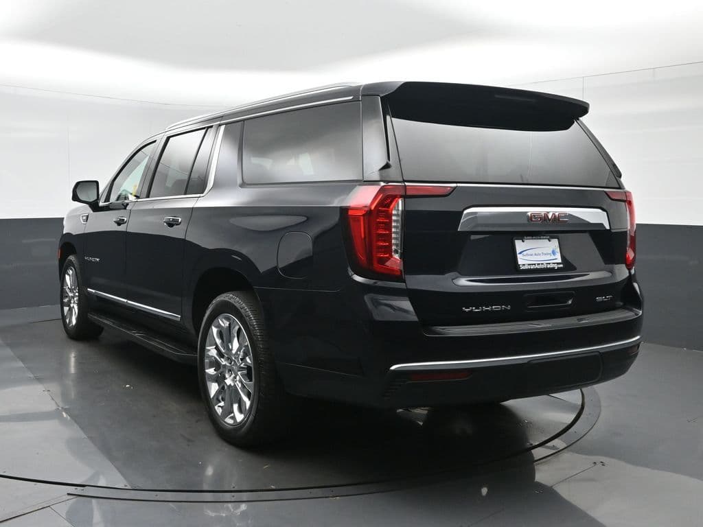 2022 GMC Yukon XL SLT, photo 5 of 81