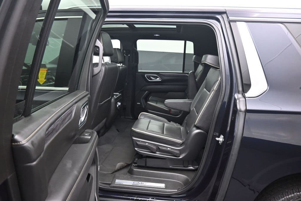 2022 GMC Yukon XL SLT, photo 38 of 81