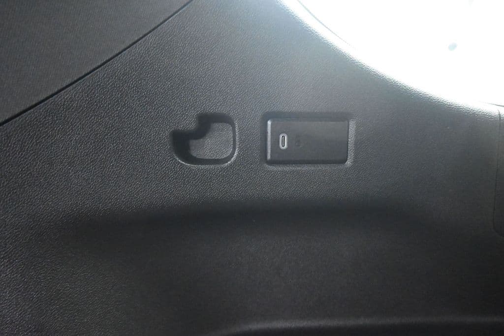 2022 GMC Yukon XL SLT, photo 49 of 81
