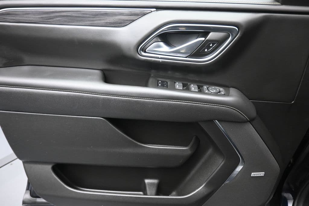 2022 GMC Yukon XL SLT, photo 10 of 81