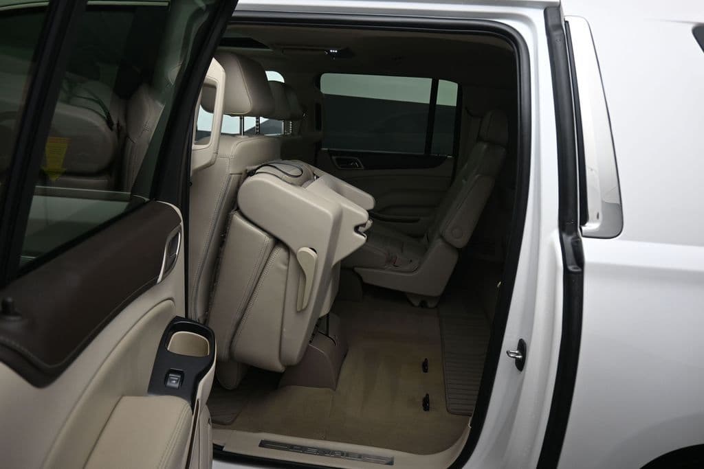 2019 GMC Yukon XL Denali, photo 38 of 74