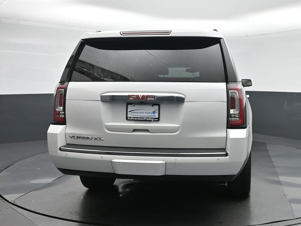 2019 GMC Yukon XL Denali, photo 6 of 74