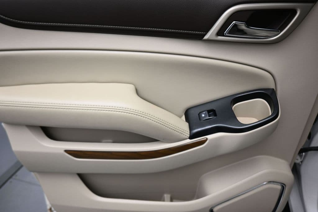 2019 GMC Yukon XL Denali, photo 32 of 74