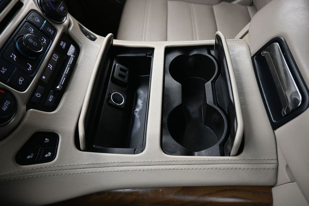 2019 GMC Yukon XL Denali, photo 23 of 74