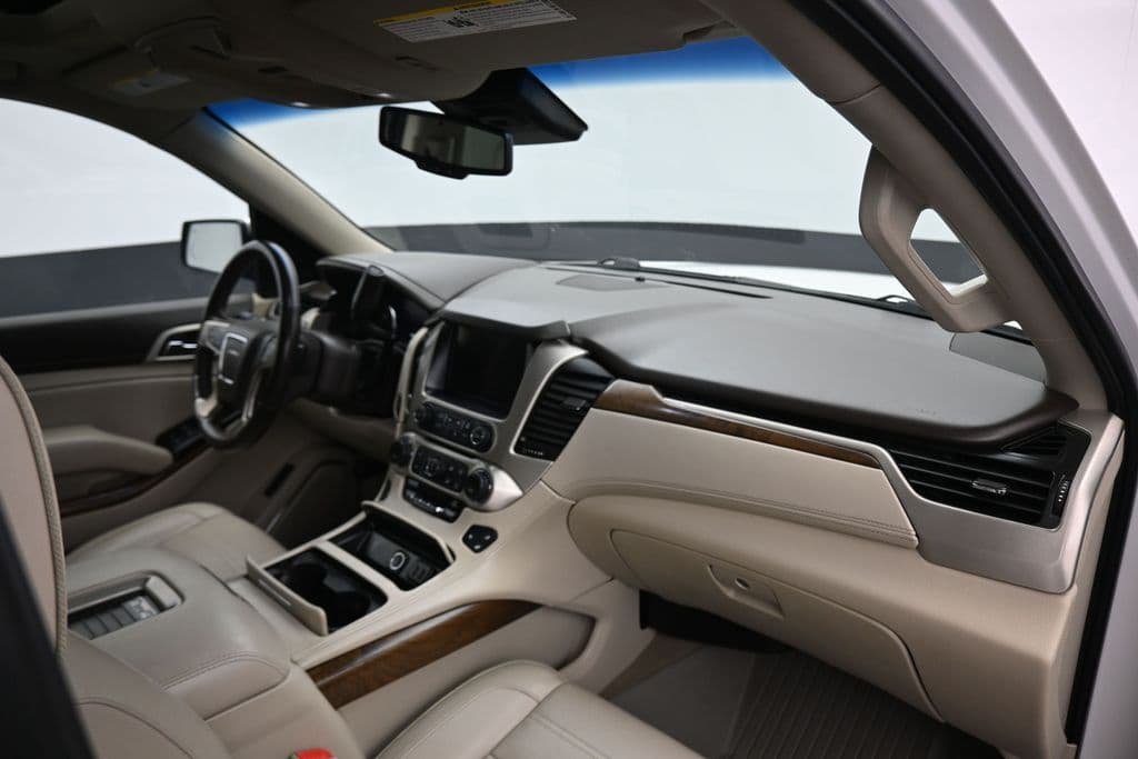 2019 GMC Yukon XL Denali, photo 56 of 74
