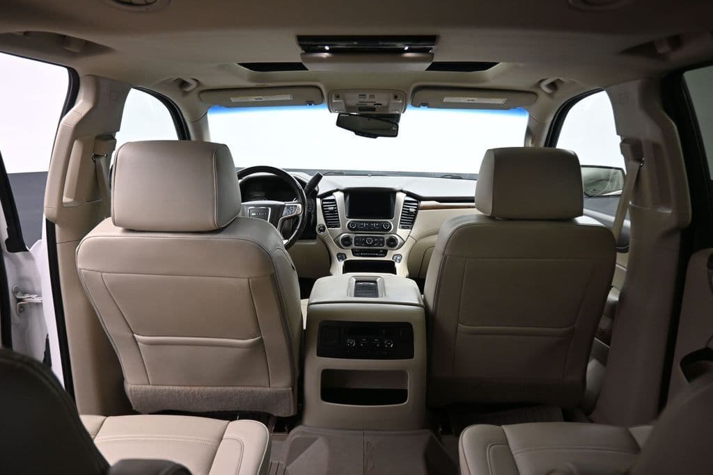 2019 GMC Yukon XL Denali, photo 43 of 74