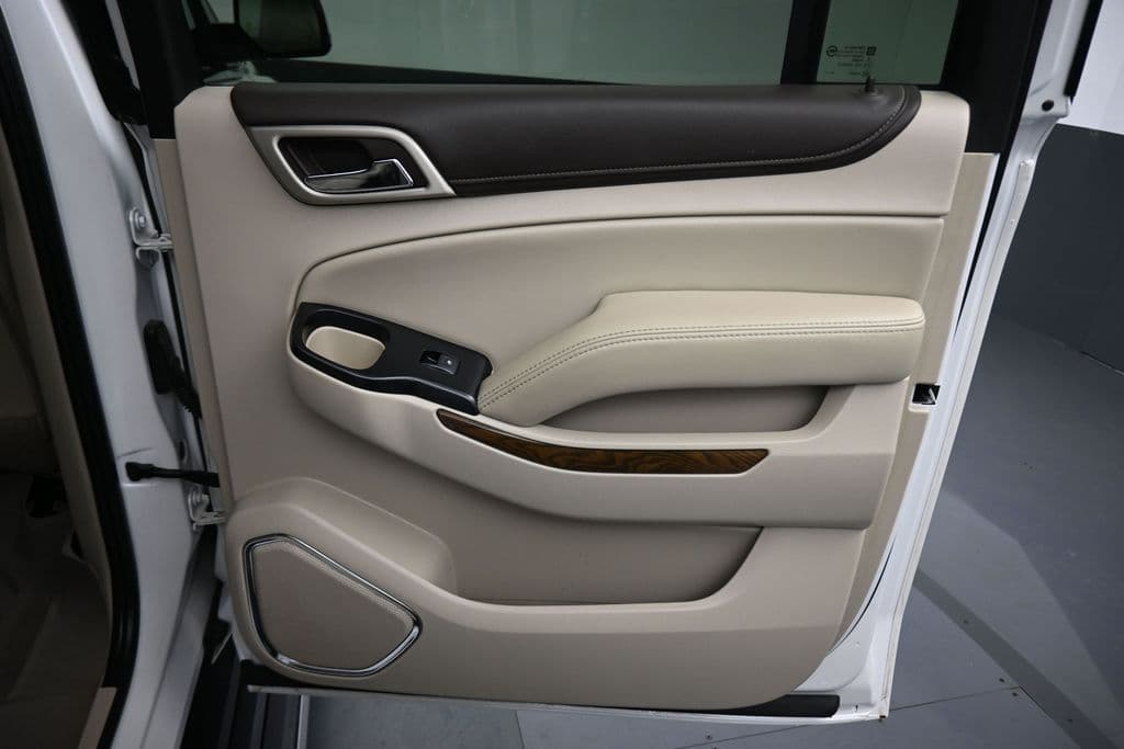 2019 GMC Yukon XL Denali, photo 44 of 74