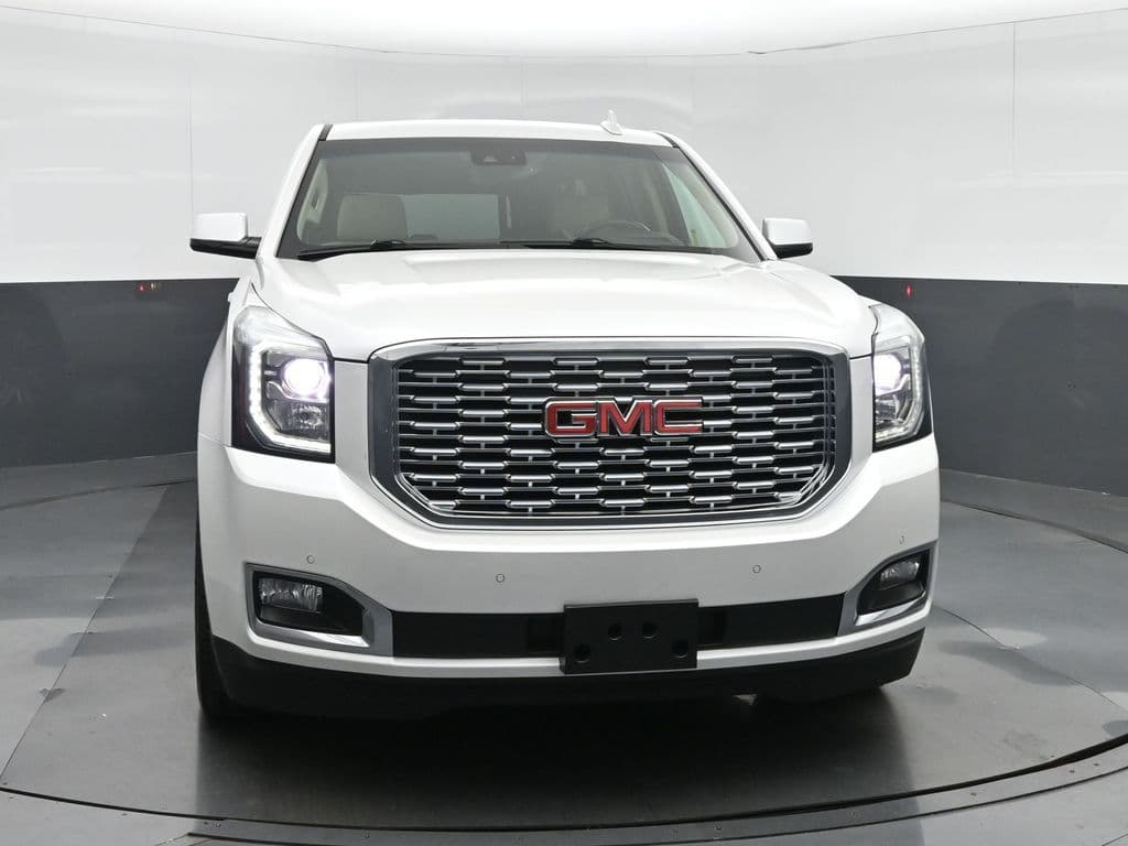 2019 GMC Yukon XL Denali, photo 2 of 74
