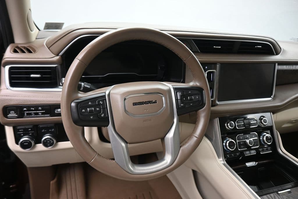 2023 GMC Yukon XL Denali, photo 15 of 80