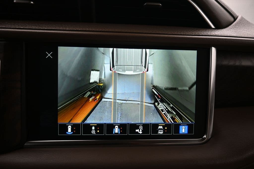 2023 GMC Yukon XL Denali, photo 22 of 80