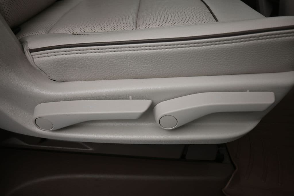 2023 GMC Yukon XL Denali, photo 53 of 80