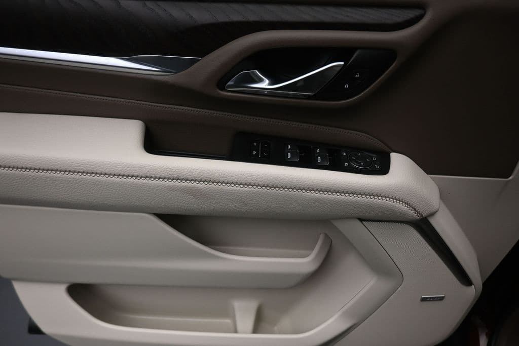 2023 GMC Yukon XL Denali, photo 10 of 80
