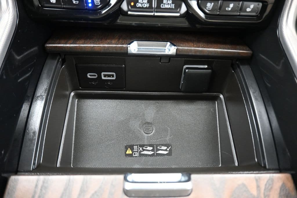 2023 GMC Yukon XL Denali, photo 29 of 80