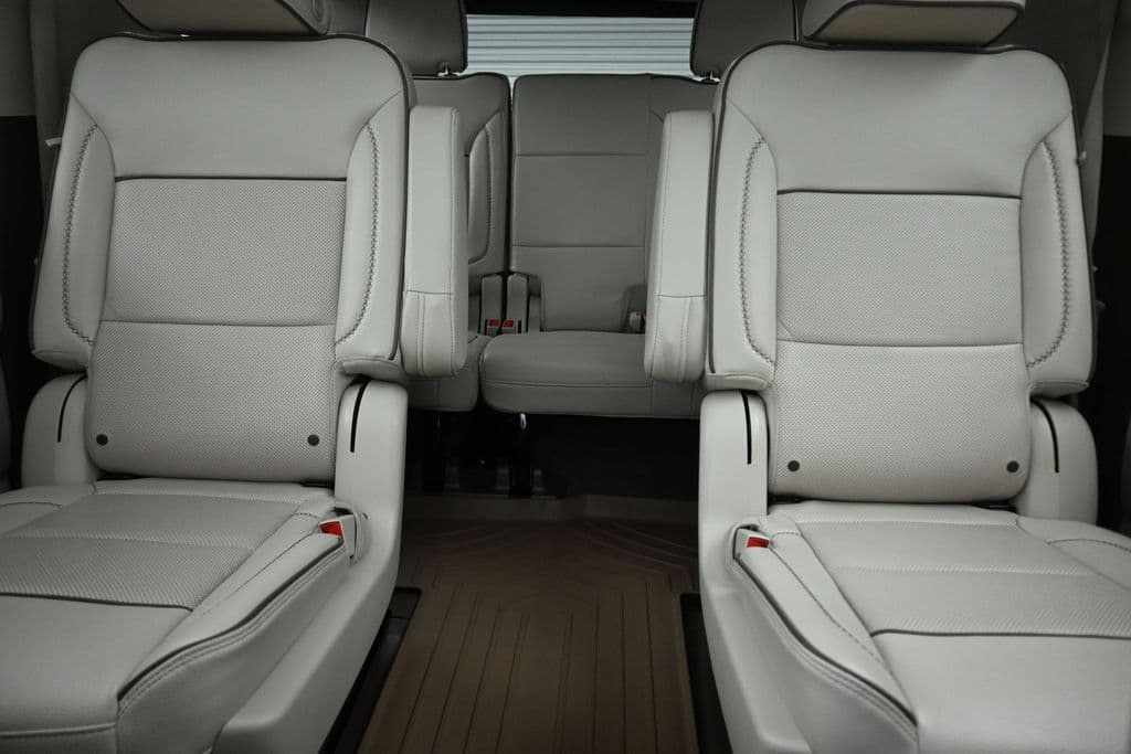 2023 GMC Yukon XL Denali, photo 35 of 80