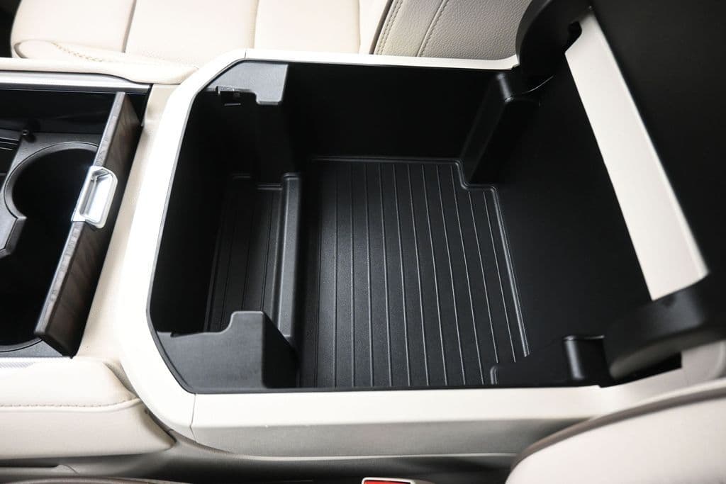 2023 GMC Yukon XL Denali, photo 31 of 80