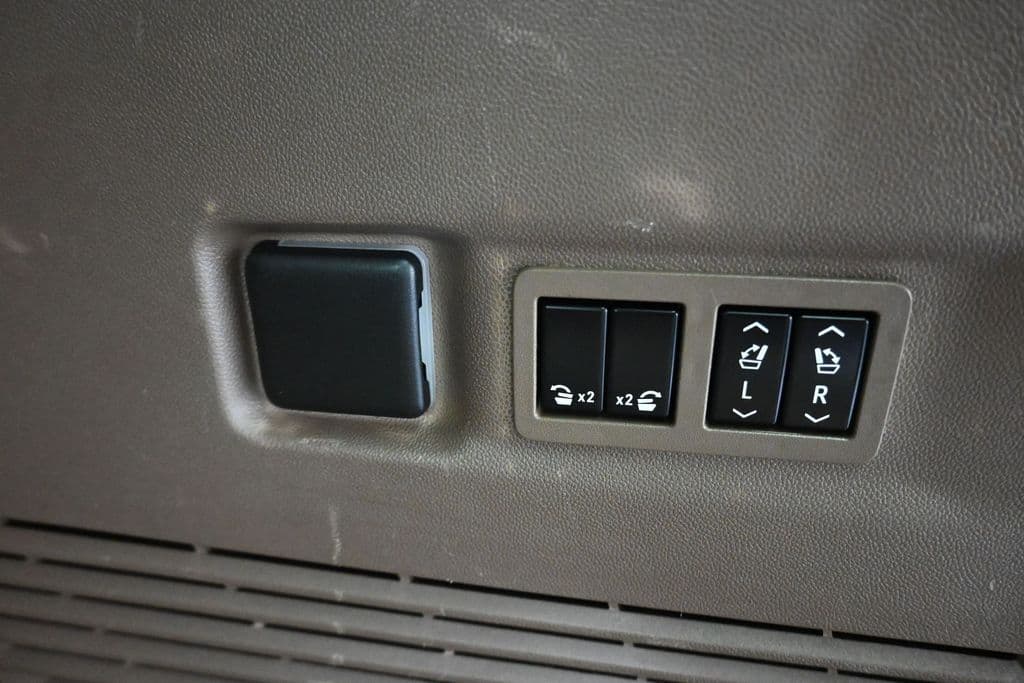 2023 GMC Yukon XL Denali, photo 66 of 80