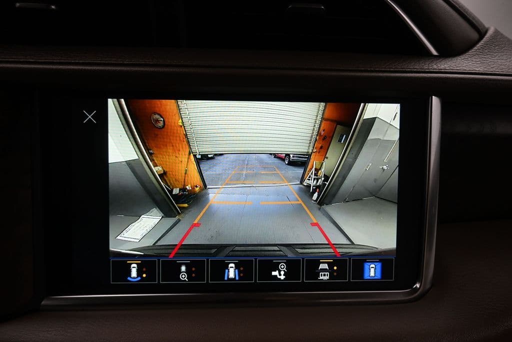2023 GMC Yukon XL Denali, photo 21 of 80