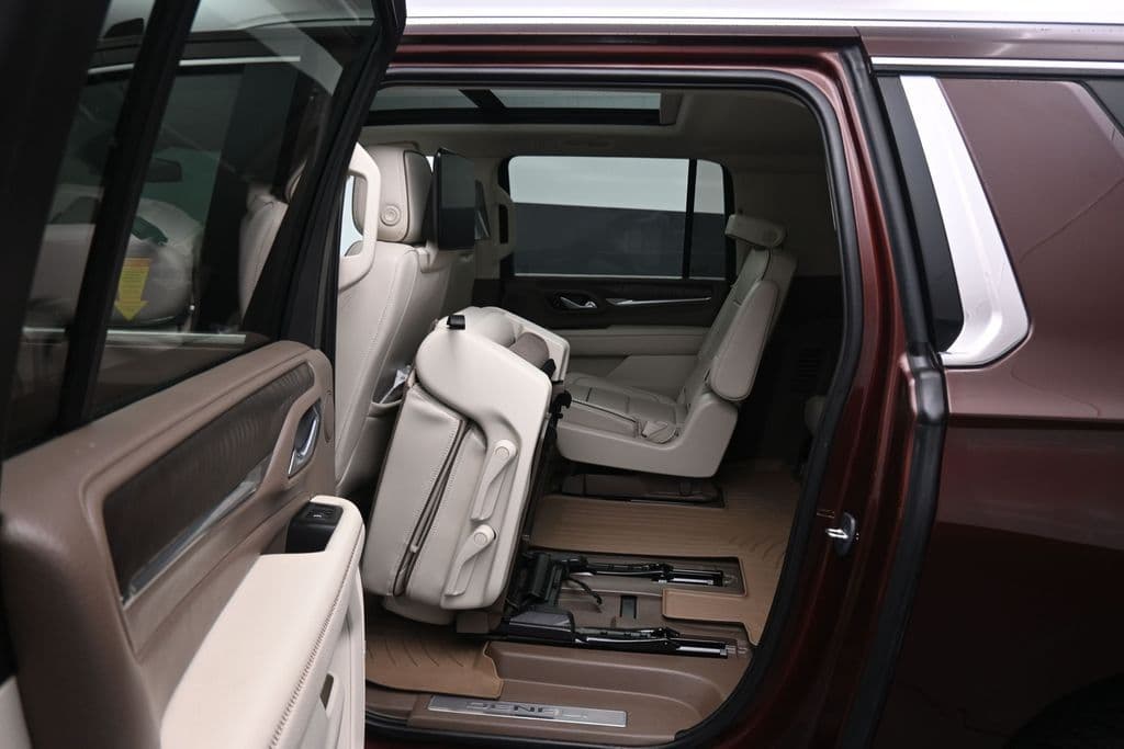 2023 GMC Yukon XL Denali, photo 43 of 80