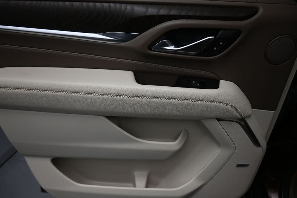 2023 GMC Yukon XL Denali, photo 37 of 80